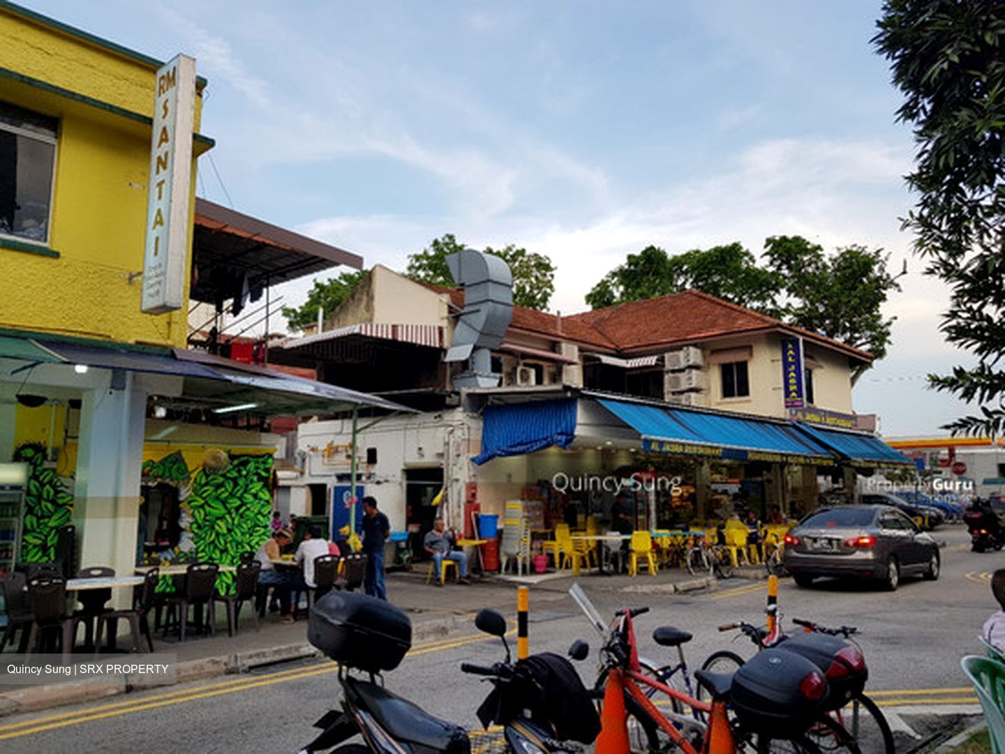 Changi Road (D14), Shop House #555257441